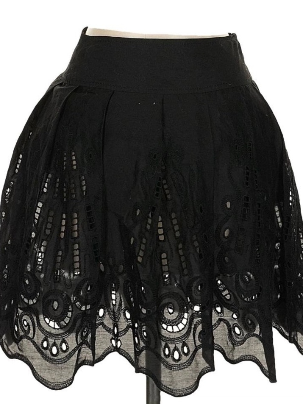 Alberta Ferretti Black Embroidered Mini Skirt XS Scalloped Hem Made In Italy